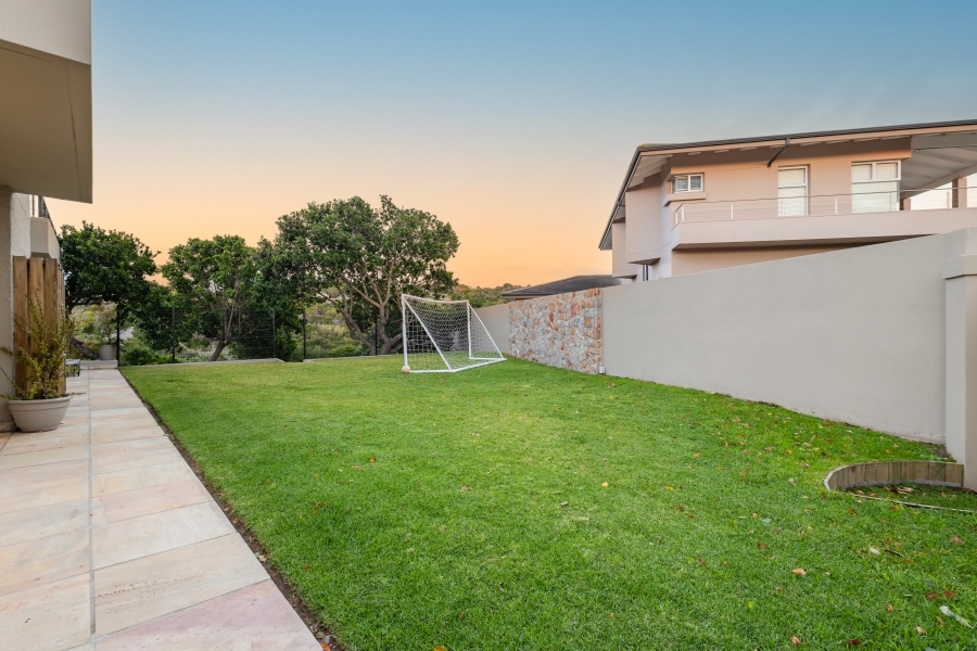 5 Bedroom Property for Sale in Whale Rock Beach Western Cape